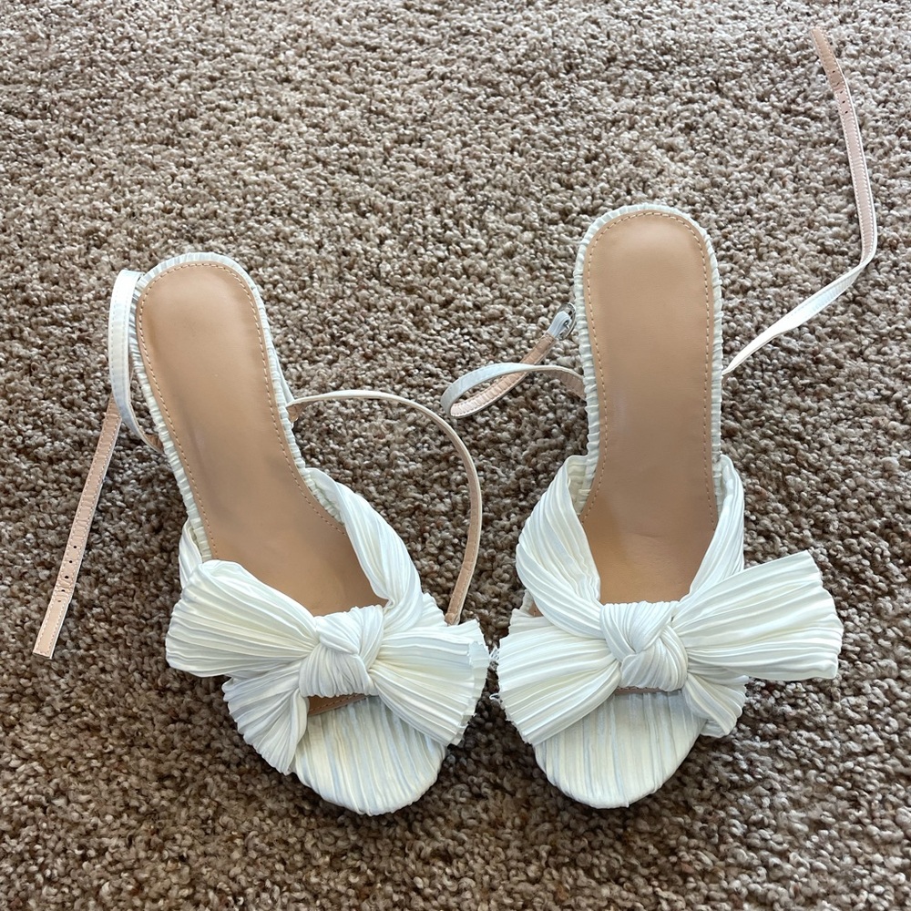 White Bow Heels